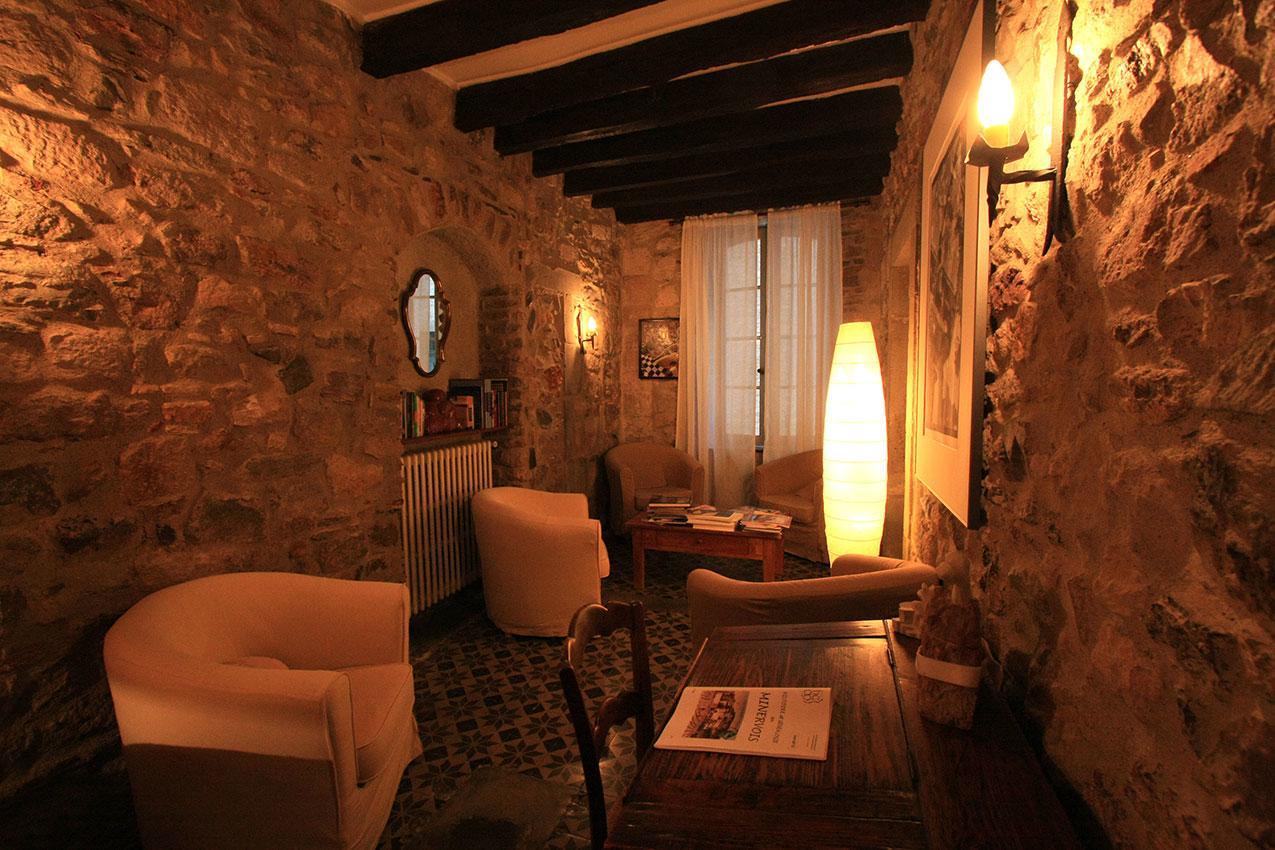 Hôtel Restaurant d'Alibert Caunes-Minervois Exterior foto